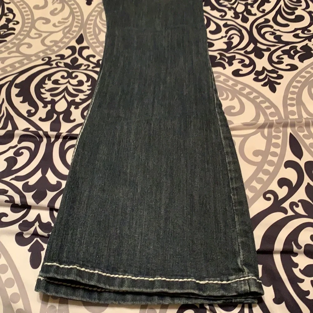 Maurice’s jeans slightly flared sz 3/4 great condition - Picture 2 of 3